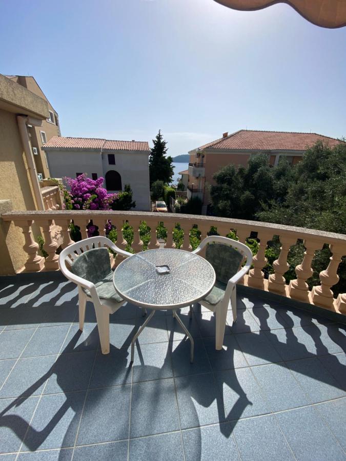 Apartments Kalluka Sveti Stefan Buitenkant foto