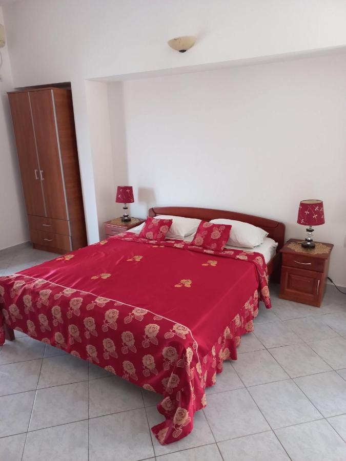 Apartments Kalluka Sveti Stefan Buitenkant foto