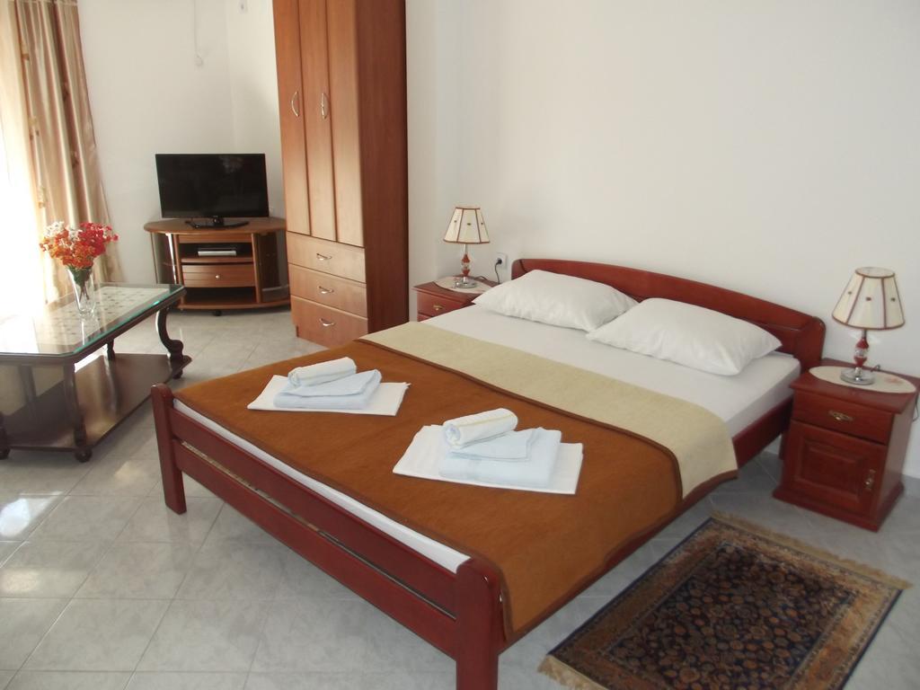 Apartments Kalluka Sveti Stefan Kamer foto