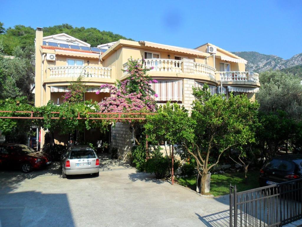 Apartments Kalluka Sveti Stefan Buitenkant foto